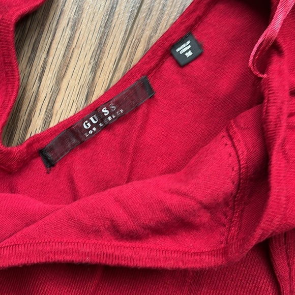Guess v-neck 3/4 sleeve sweater size medium - Picture 6 of 6